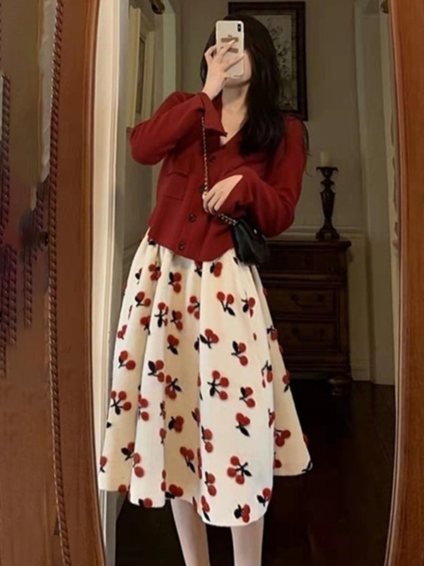 Set za trudnice: haljina i kardigan za jesen-zimu, crveni pleteni print, moderan zimski outfit za Novu godinu, dvodijelni set