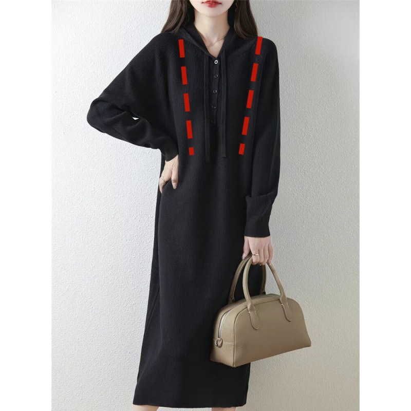 Плетена рокля за бременни с качулка, есенно-зимна, средна дължина, топла и свободна кройка