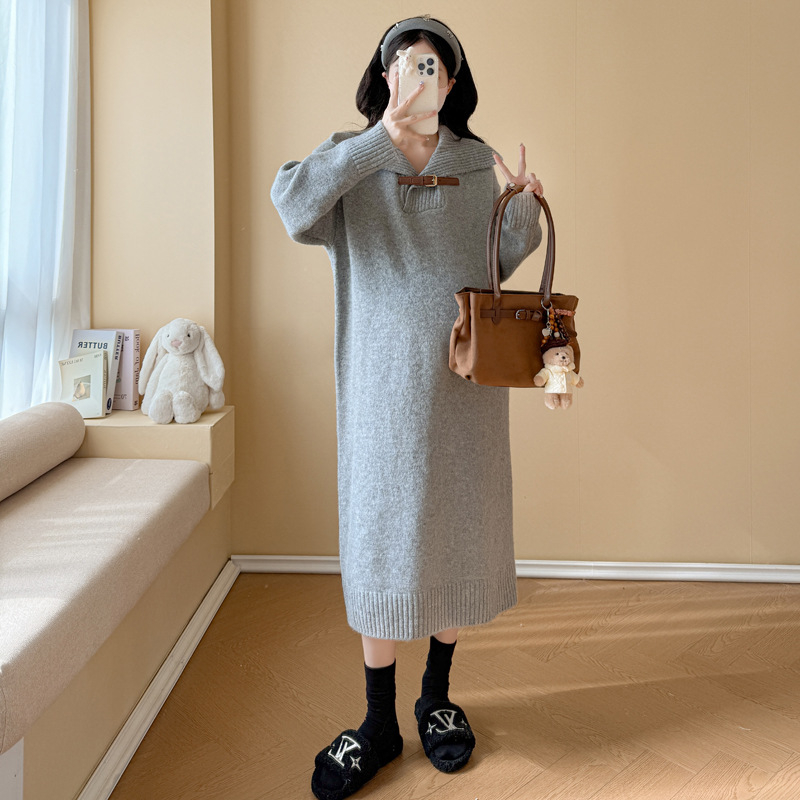 Майчинска рокля, средна дължина, плетена вискозна материя, гъста и свободна кройка, елегантен стил