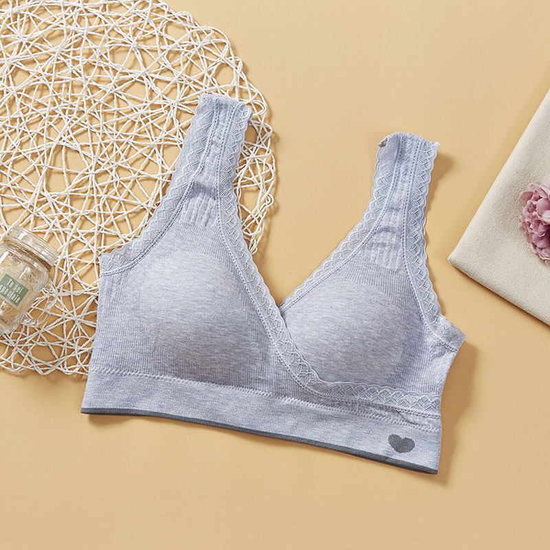 Anyasági melltartó szoptatáshoz, varrás nélküli, pamut, vékony formázott kosarak, hátul négy sor horoggal