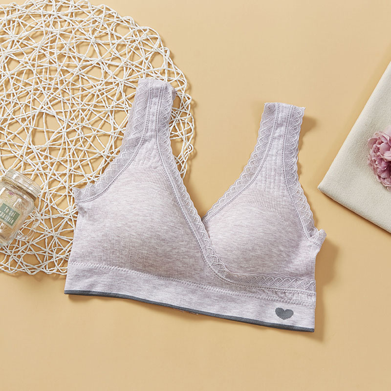 Anyasági melltartó szoptatáshoz, varrás nélküli, pamut, vékony formázott kosarak, hátul négy sor horoggal