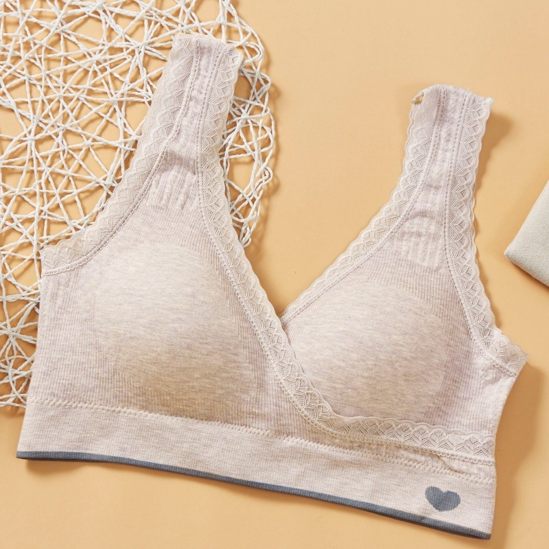 Anyasági melltartó szoptatáshoz, varrás nélküli, pamut, vékony formázott kosarak, hátul négy sor horoggal