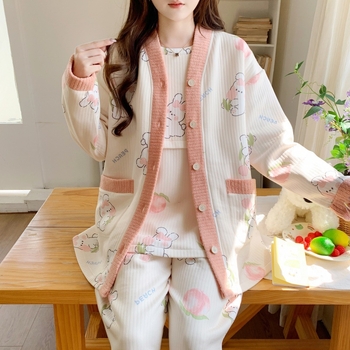 Szülés utáni szoptatós pizsamaszett — téli vastag poliészter, három részes készlet, anime mintázat, hosszú ujjú, szoptatási nyílás