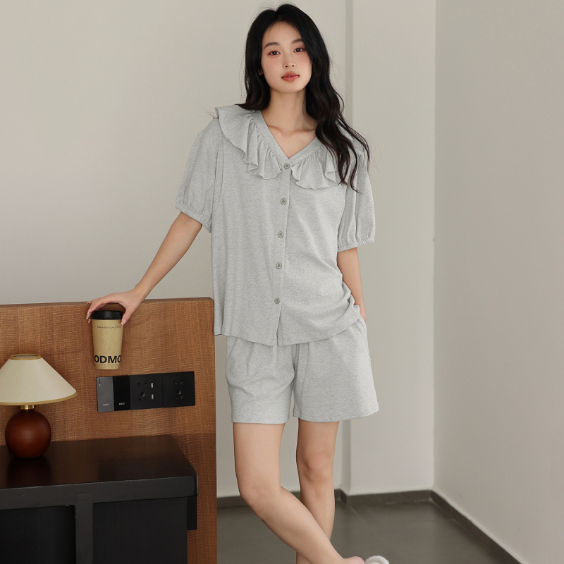 Trudnički ljetni pidžama set: cardigan od modala, viskozna 30–50%, 3/4 rukavi, kratke hlače