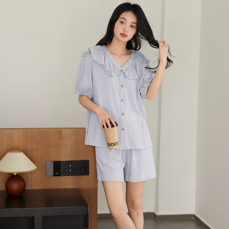 Trudnički ljetni pidžama set: cardigan od modala, viskozna 30–50%, 3/4 rukavi, kratke hlače