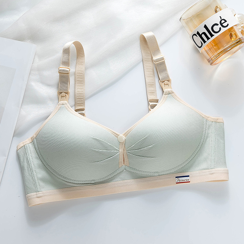 Zīdīšanas krūšturis grūtniecības laikā, bez stieņiem, plānas veidotas krūšu kausi, svītrainais dizains, aizmugurē četru rindu aizdare