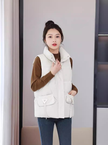 Ženski debeli prsluk-jakna bez rukava sa stojećim ovratnikom, jesen 2024, mješavina tkanina: spandex 50–70% + regenerirana celuloza 30–50%