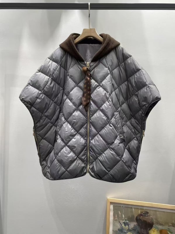 Дамска пухена жилетка с качулка, нейлонова материя, пухова вложка 86–90%, преден цип