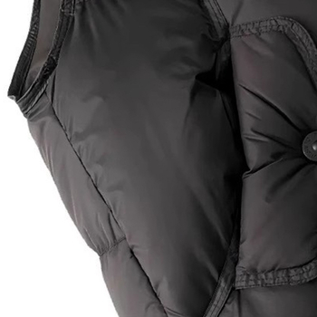 Sieviešu dūnu veste, regulāra piegriezums, dūnu pildījums 51-55%, stojamais apkaklis, priekšējais rāvējslēdzējs