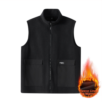 Pánske fleece vesta so stojatým golierom a zipsom, polar fleece materiál, podšívka z polyestera, zimný model, plus veľkosť, viaceré vrecká.