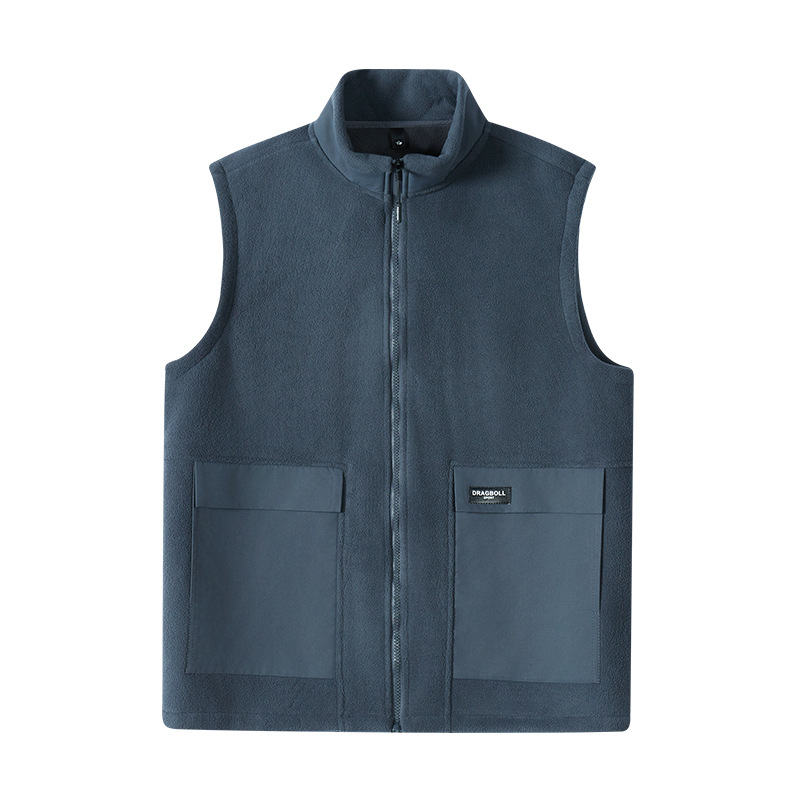 Pánske fleece vesta so stojatým golierom a zipsom, polar fleece materiál, podšívka z polyestera, zimný model, plus veľkosť, viaceré vrecká.