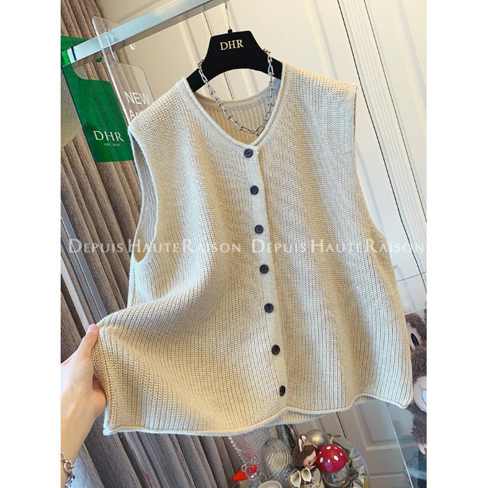 Női kötött kardigán gombos mellénnyel rétegzett megjelenés, kerek nyakú, 2025 ősz, japán-koreai mindennapi stílus, elasztán tartalmú kötött anyag