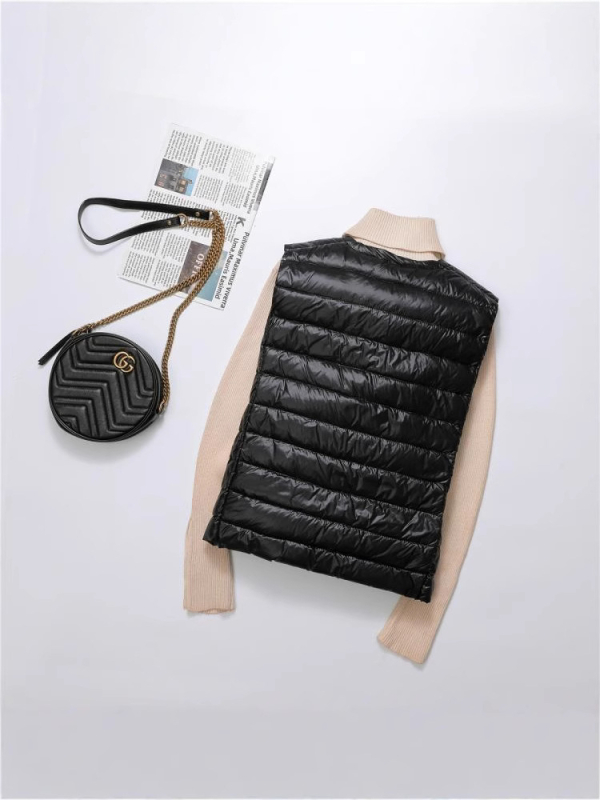 Női pehelyes mellény, 50% pehelytartalom, hossz 50–65 cm, cipzár