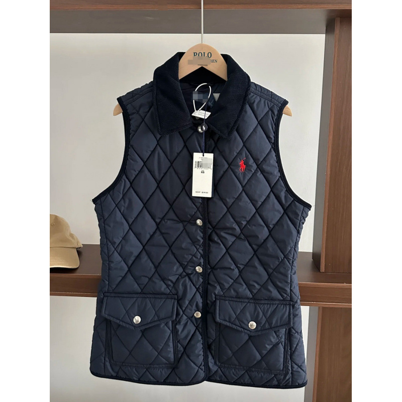 Vesta s rombnim uzorkom, vanjski materijal preko 95% poliester, punilo od poliester vlakana, polo ovratnik