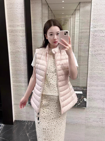 Пухена жилетка с найлонова материя, 86–90% пух от бяла патка, Слим фит