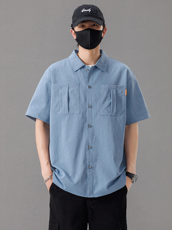 Pánska letná košeľa v japonskom štýle, úzky strih, golier s piatimi bodmi, detail vrecka