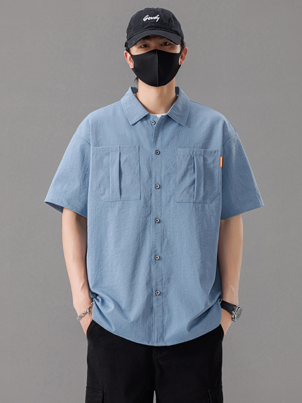 Pánska letná košeľa v japonskom štýle, úzky strih, golier s piatimi bodmi, detail vrecka