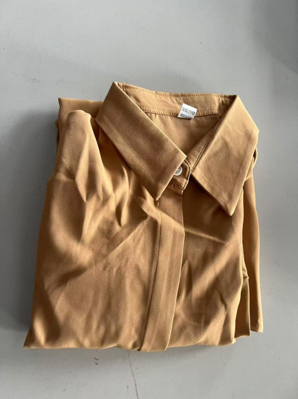 Cămașă din poliester cu mâneci lungi, decolteu în V, croială lejeră, patchwork cusături — Primăvara 2025