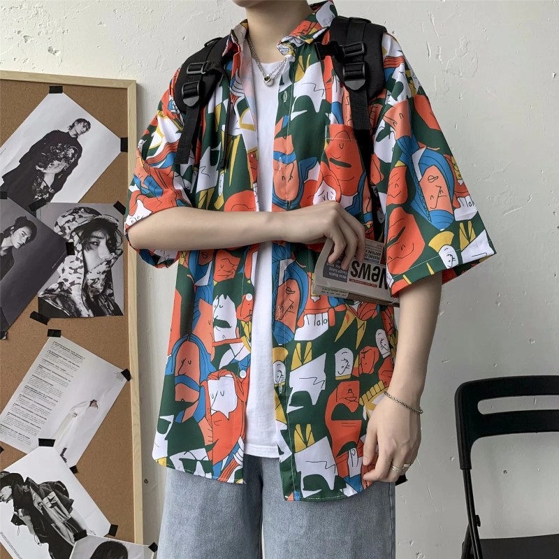 Cămașă cu imprimeu floral, croială lejeră, guler pătrat, mâneci scurte, țesătură Vinylon 96%+