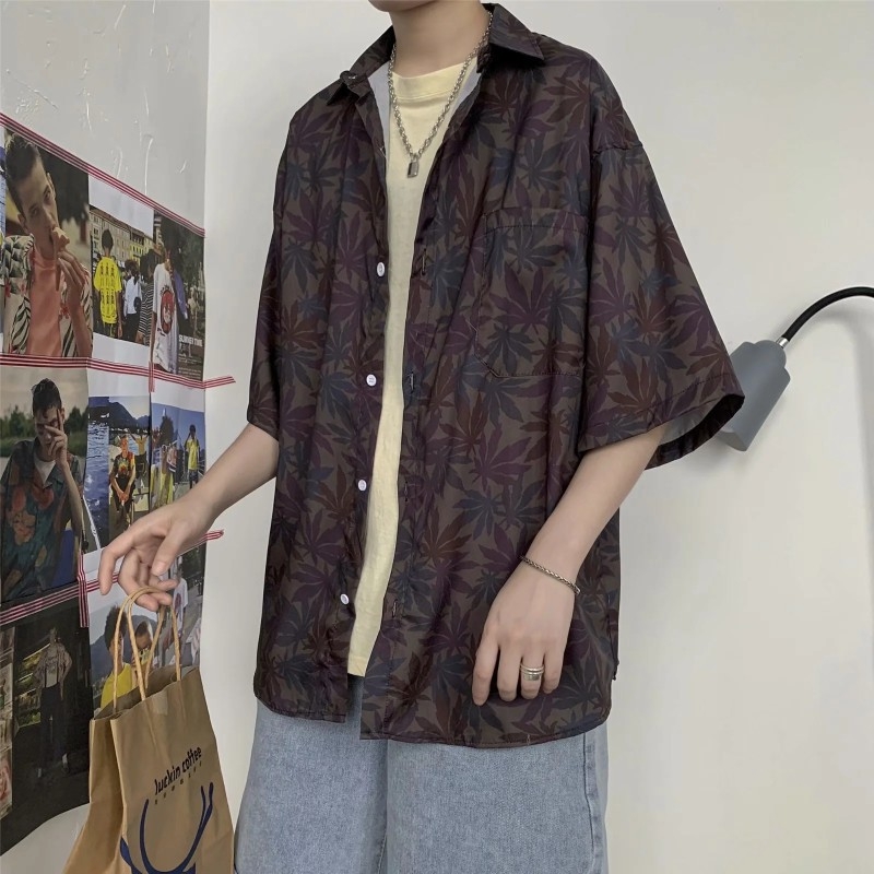 Cămașă cu imprimeu floral, croială lejeră, guler pătrat, mâneci scurte, țesătură Vinylon 96%+