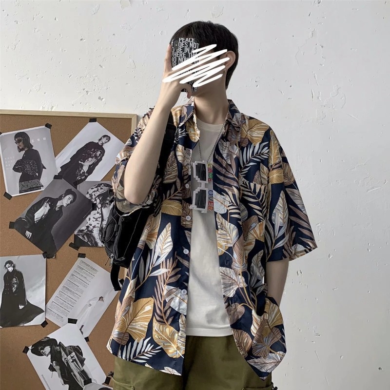 Cămașă cu imprimeu floral, croială lejeră, guler pătrat, mâneci scurte, țesătură Vinylon 96%+