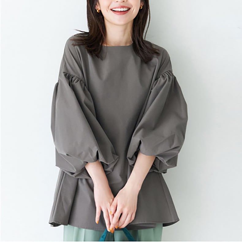 Риза свободна кройка, памук-полиестер, ръкав тип фенер, кръгло деколте, средна дължина 65–80 см