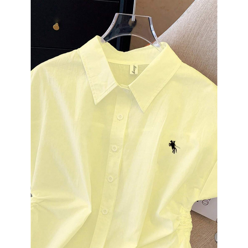 Košulja • 51–70% konoplja • Slim fit • Široki ovratnik • 3/4 rukavi