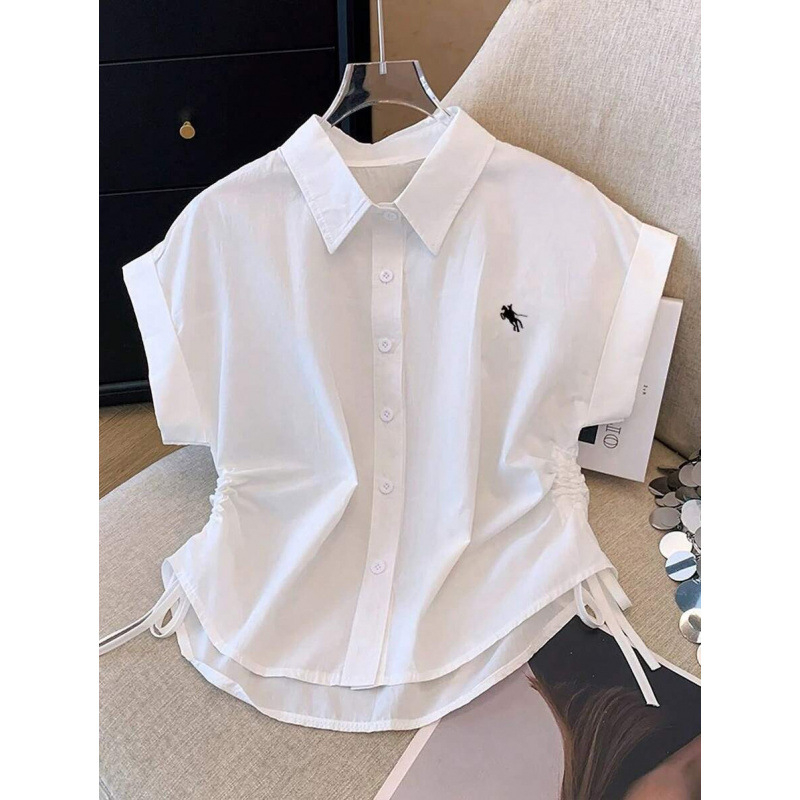 Košulja • 51–70% konoplja • Slim fit • Široki ovratnik • 3/4 rukavi