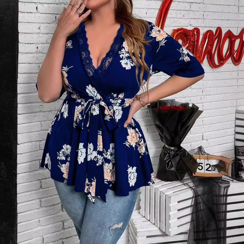 Ženska bluza s floralnim printom i V-izrezom, poliester, kratki rukavi, uski kroj