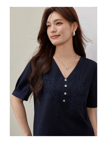 Μπλούζα με V‑λαιμό για γυναίκες σε Plus Size, βαμβακερή, κοντό μανίκι, πουλόβερ, κανονικό μήκος, κομψό στυλ, Καλοκαίρι 2025