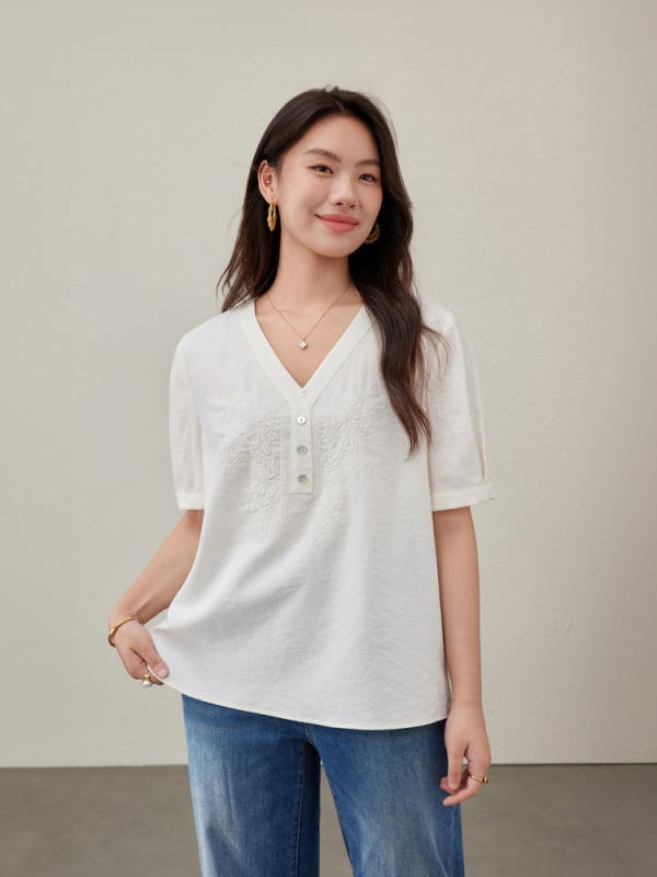 Μπλούζα με V‑λαιμό για γυναίκες σε Plus Size, βαμβακερή, κοντό μανίκι, πουλόβερ, κανονικό μήκος, κομψό στυλ, Καλοκαίρι 2025