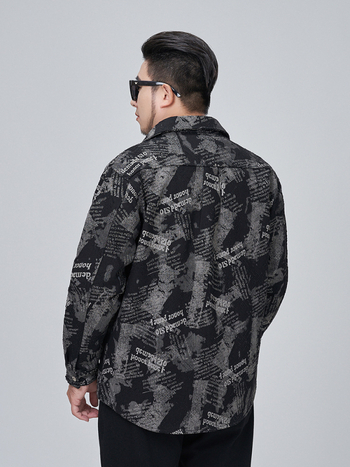 Fleece-betétes és vastag anyagú farmerdzseki ing gallérral, patch zsebekkel, 65% pamut / 35% poliészter, fiatalokat célzó utcai stílus, téli viselet