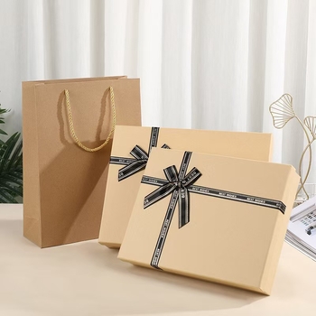 Kartondobozból készült ajándékdoboz, egyszerű és modern stílus, nyomtatott kivitel, logónyomtatás elérhető