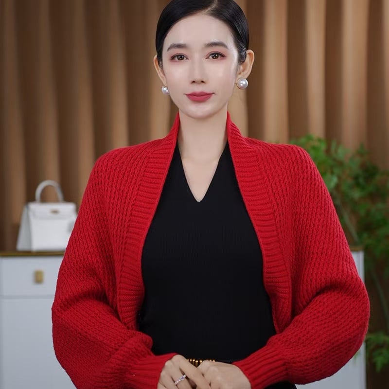 Naiste kootud šalli-kardigan – akrüül/sünteetiline vill, triibuline muster, pikad varrukad, soe sügis-talve rõivas