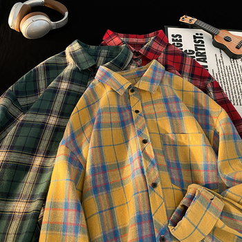 Muška japanski stil flanel košulja-jakna, brušena tkanina, karirani uzorak, dugi rukavi, široki kardigan kroj, šiljasti ovratnik, 69,8% poliestera / 28% pamuk / 2,2% viskoze