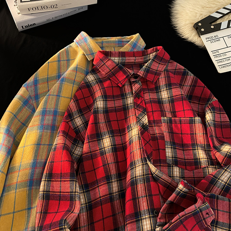 Muška japanski stil flanel košulja-jakna, brušena tkanina, karirani uzorak, dugi rukavi, široki kardigan kroj, šiljasti ovratnik, 69,8% poliestera / 28% pamuk / 2,2% viskoze