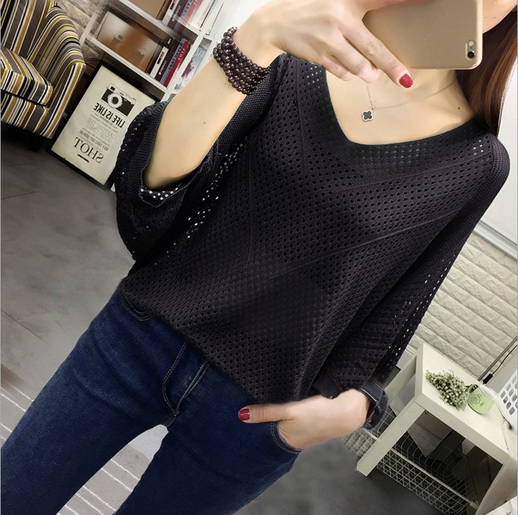 Slobodno krojeni pleteni top s V-izrezom i batwing rukavima, jednobojna, ženska bluza
