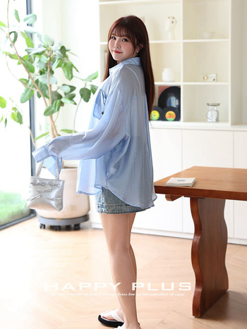 Bluza damă din Tencel cu protecție solară, croială lejeră, mâneci lungi, nasturi în față, 80–90% Lyocell, poliester sub 30%