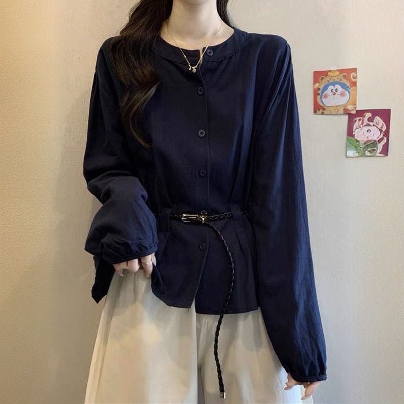 Cămașă de damă cu mâneci lungi, poliester 90–95%, guler rotund, mâneci 3/4, croială lejeră, deschidere frontală cu nasturi