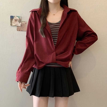 Set din două piese pentru femei: vestă dungată și top cu cămașă, guler polo, mâneci lungi, croială lejeră, poliester, toamnă 2025