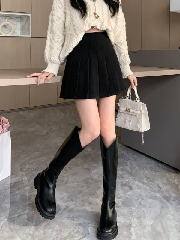 Fustă plisată din amestec de lână, micro-elastică, colecția iarna 2025, stil Suroră Regală