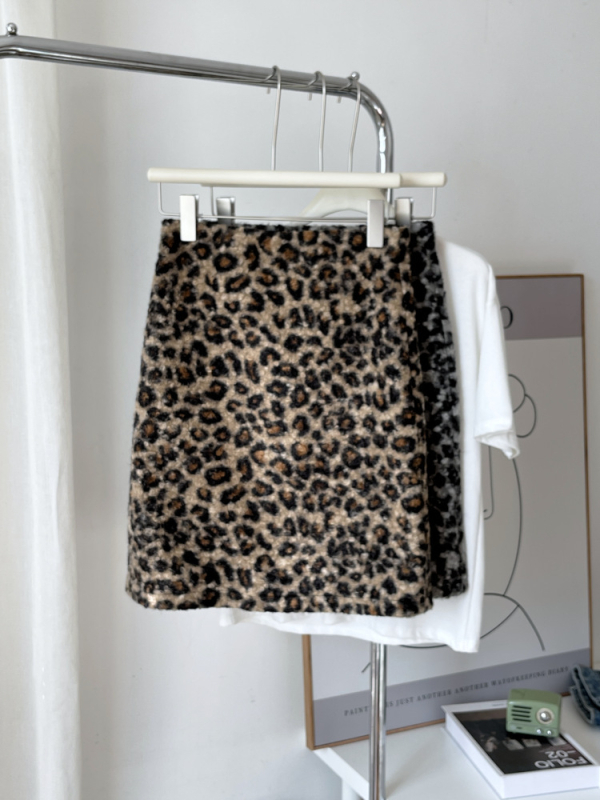 Ženska suknja s leopard printom, A-linija, srednja duljina, pamukova mješavina materijala, zima 2025
