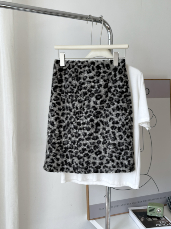 Ženska suknja s leopard printom, A-linija, srednja duljina, pamukova mješavina materijala, zima 2025