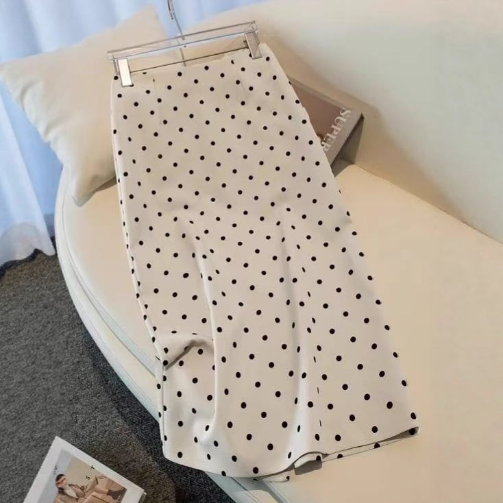 Fustă cu model 3D, design colaj, material poliester, lungime medie, croială A-line, potrivită pentru silueta pară