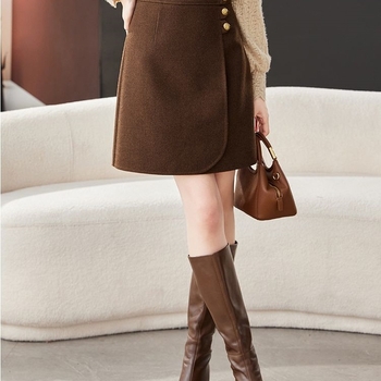 Fustă din lână, croială A-line, talie înaltă, culoare solidă, nasturi și fermoar, primăvară 2025