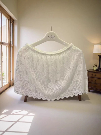 Пола с А-образна линия, къса дължина, полиестер-спандекс смес, висока еластичност, стил социалит