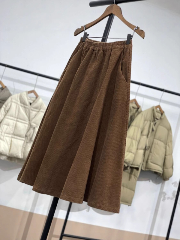 Corduroy A-linijska midi suknja, visokim strukom, mikroelastičnost, jesen 2024, minimalistički japansko-korejski ležerni stil