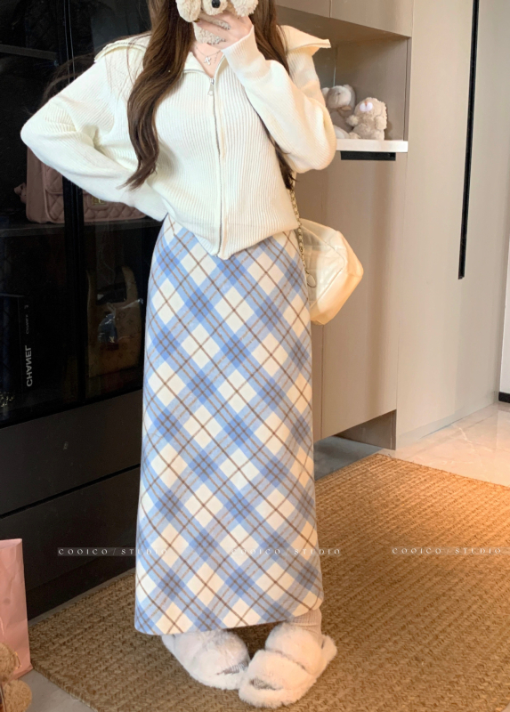 Magas derekú kockás szoknya, midi hosszú, poliészter, őszi 2025, irodalmi retro stílus