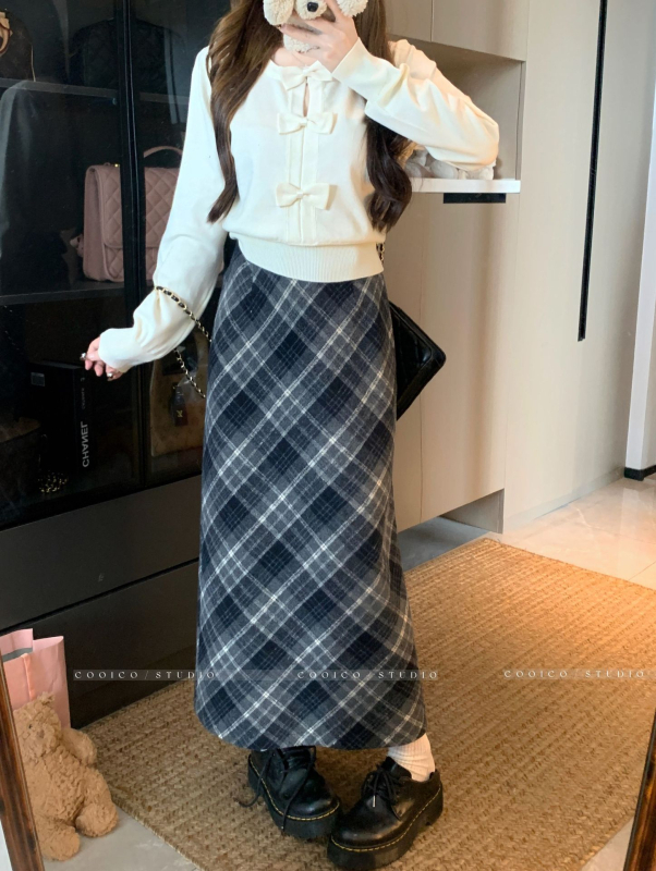 Magas derekú kockás szoknya, midi hosszú, poliészter, őszi 2025, irodalmi retro stílus