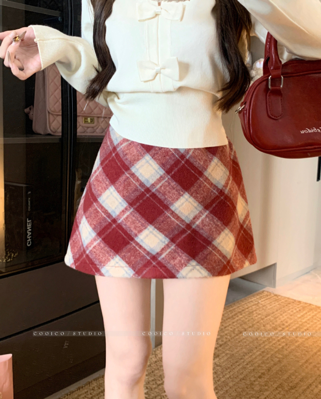 Magas derekú kockás szoknya, midi hosszú, poliészter, őszi 2025, irodalmi retro stílus